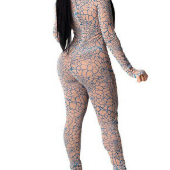 Posh by v one piece - Picture 2 of 3